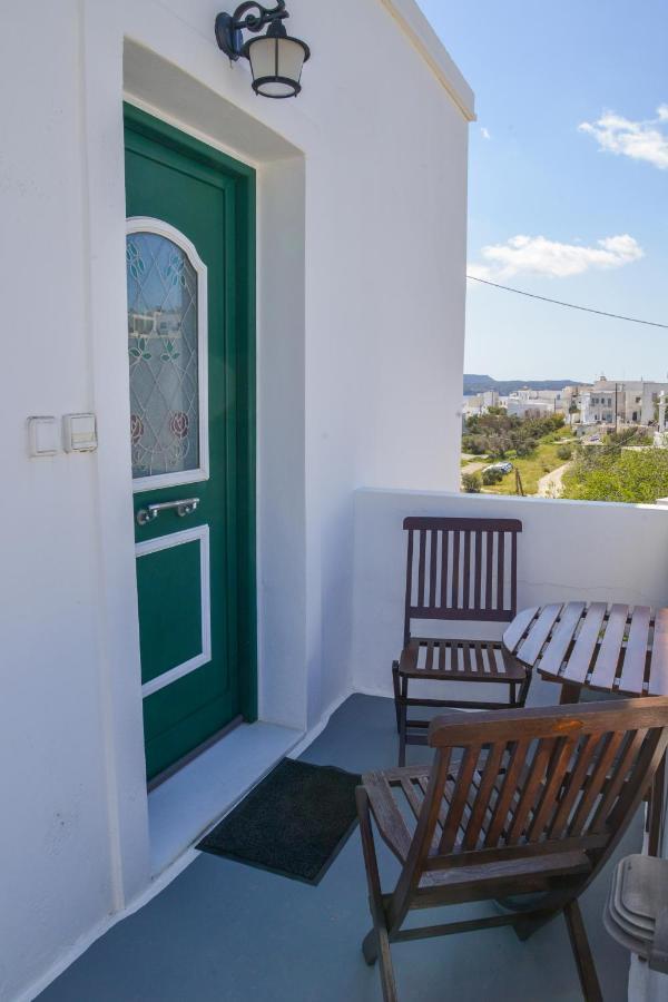 Appartamento Balcon Al Mar Milos Adamantas  Esterno foto